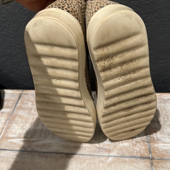 Universal Thread Leopard Print Slip On High Tops - Picture 6 of 7